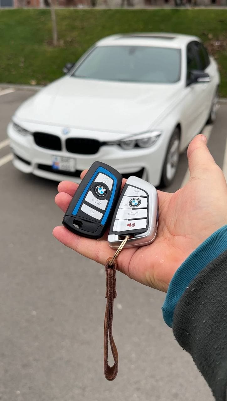 Сделали ключ на BMW F30 и заменили корпус.